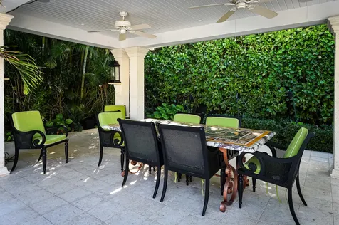 202 Coral Lane Palm Beach FL 33480