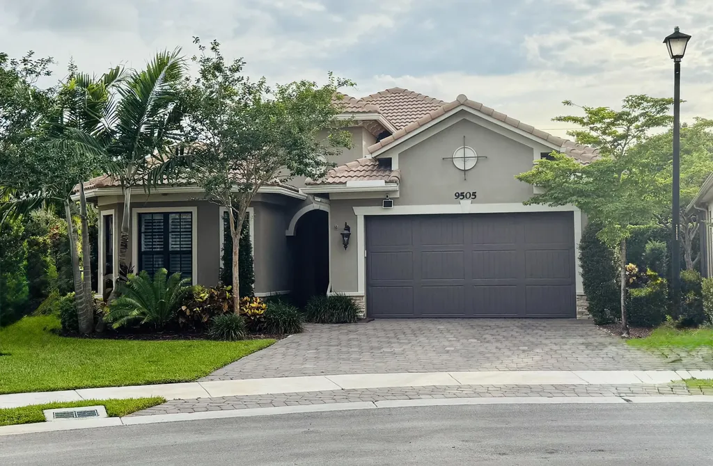 Parkland FL, 9505 Kalmar Circle W