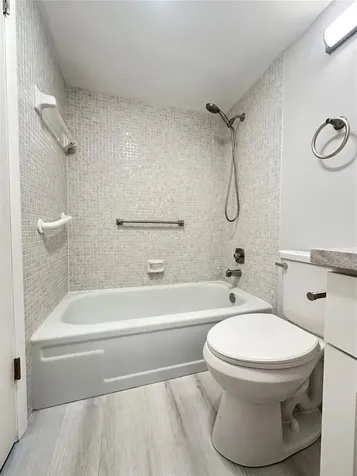 2048 Newport N Deerfield Beach FL 33442