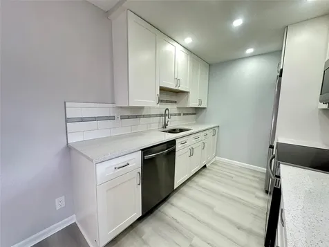 2048 Newport N Deerfield Beach FL 33442