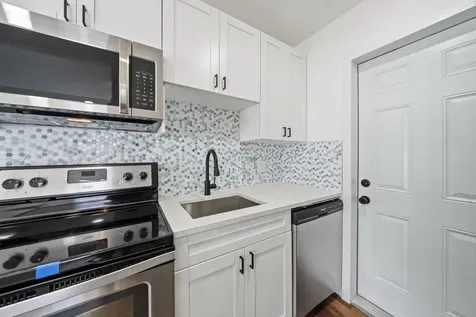 1326 8th Street West Palm Beach FL 33401