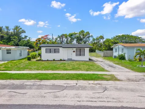 1326 8th Street West Palm Beach FL 33401