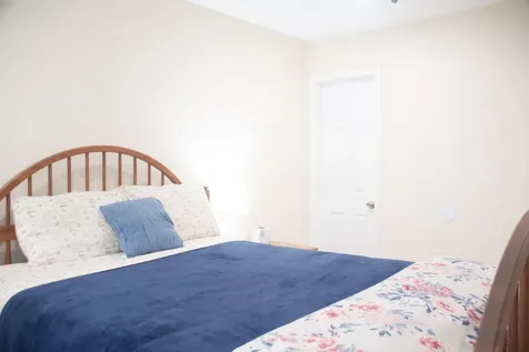 2337 Avenue Riviera Beach FL 33404