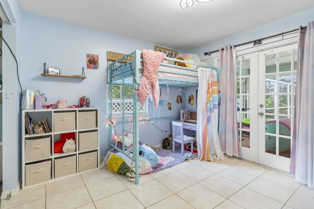 129 38th Court Vero Beach FL 32968