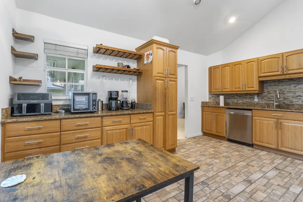 129 38th Court Vero Beach FL 32968