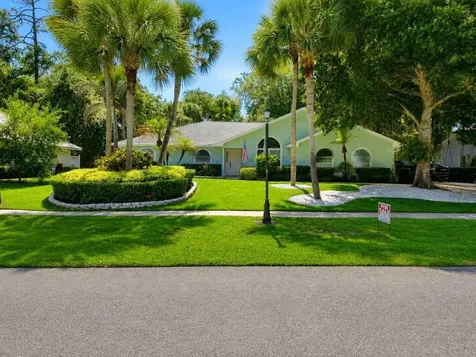 129 38th Court Vero Beach FL 32968