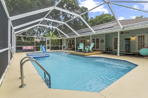 129 38th Court Vero Beach FL 32968