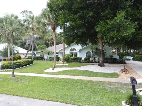 129 38th Court Vero Beach FL 32968