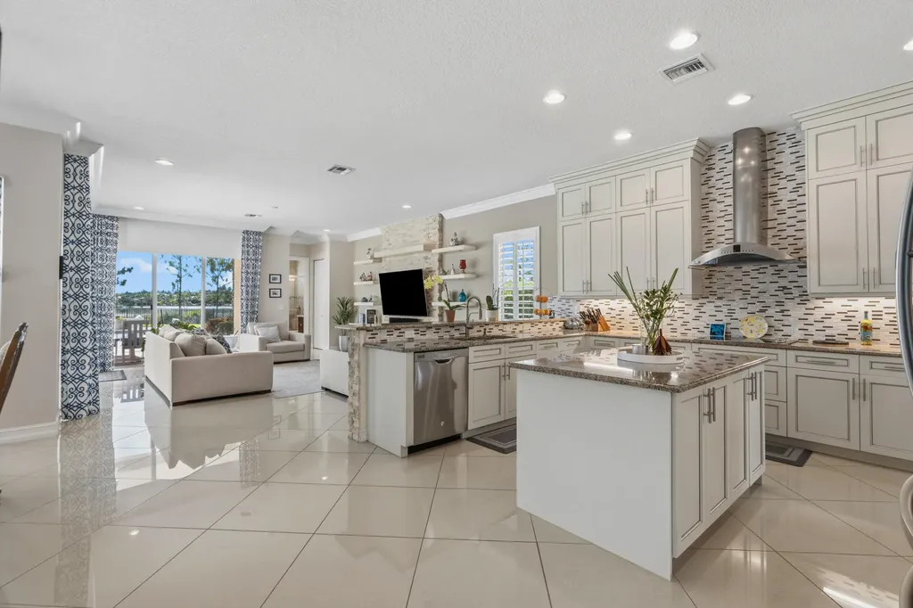7727 Maywood Crest Drive Palm Beach Gardens FL 33412