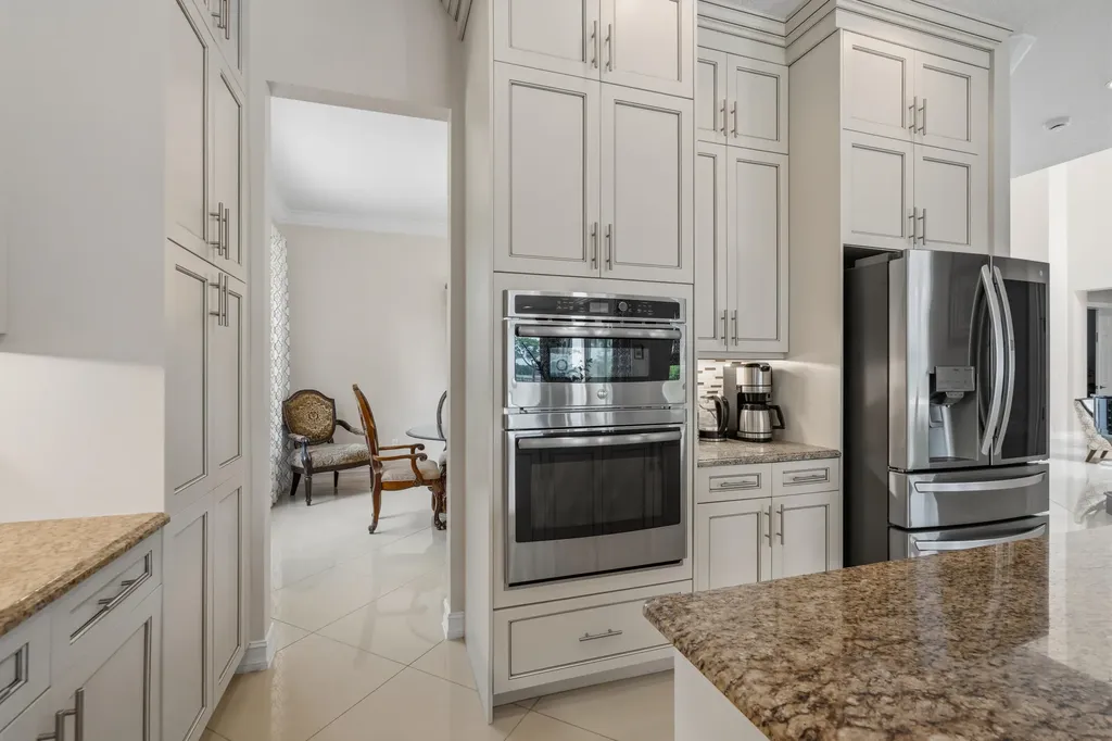 7727 Maywood Crest Drive Palm Beach Gardens FL 33412
