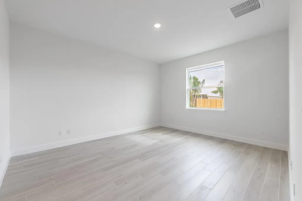 5303 Sunset Boulevard Fort Pierce FL 34982