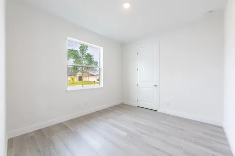5303 Sunset Boulevard Fort Pierce FL 34982