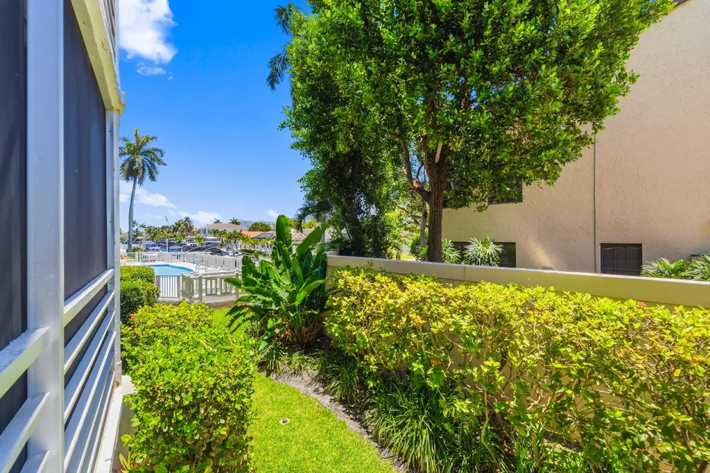 3050 NE 47th Court Fort Lauderdale FL 33308
