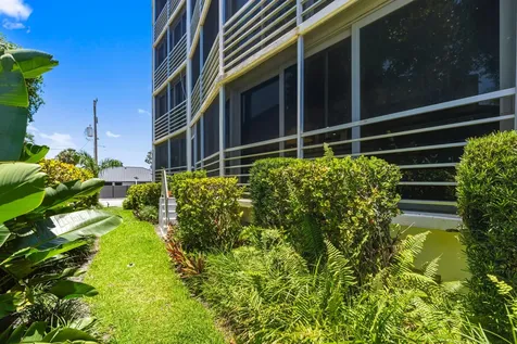 3050 NE 47th Court Fort Lauderdale FL 33308