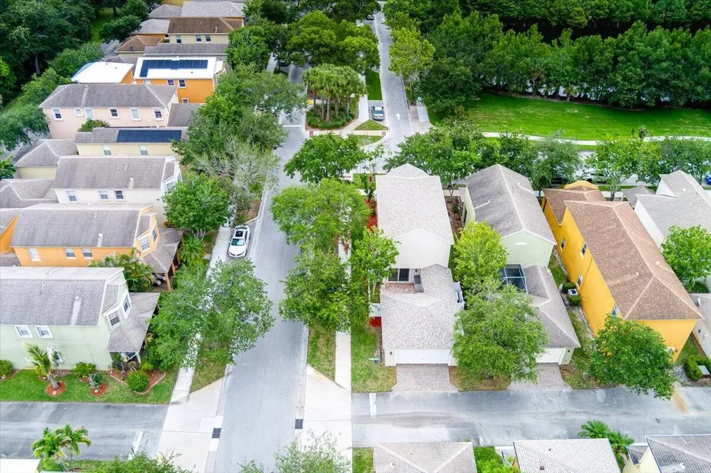 2583 SE Ruskin Drive Port St Lucie FL 34952