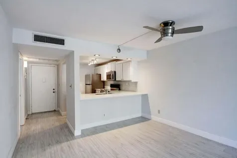 11 Royal Palm Way Boca Raton FL 33432