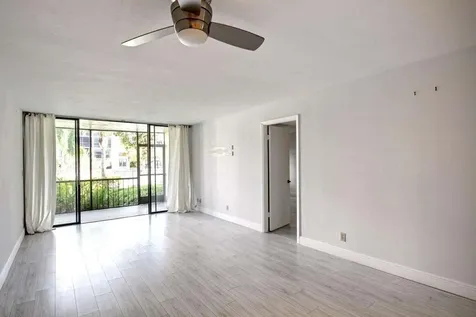 11 Royal Palm Way Boca Raton FL 33432