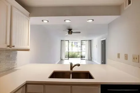 11 Royal Palm Way Boca Raton FL 33432