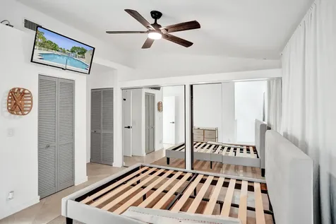 147 SW 3rd Street Pompano Beach FL 33060