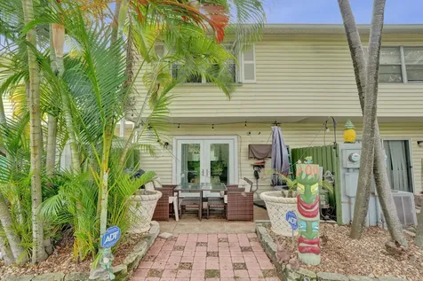 147 SW 3rd Street Pompano Beach FL 33060