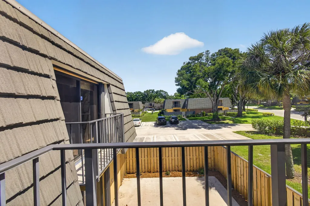3501 35th Way West Palm Beach FL 33407