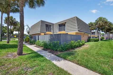 3501 35th Way West Palm Beach FL 33407
