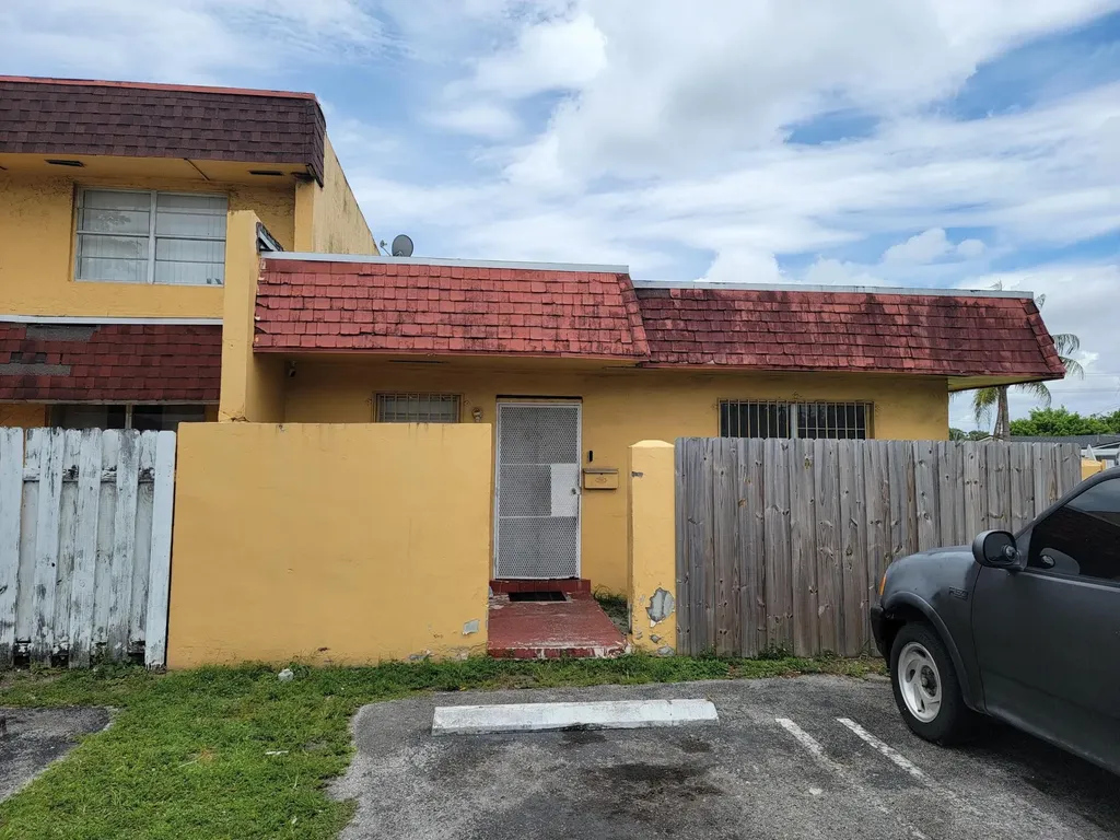 606 NW 179th Street Miami Gardens FL 33169