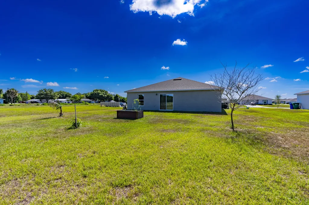 1305 NW 7th Avenue Okeechobee FL 34972