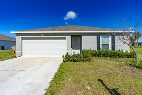 1305 NW 7th Avenue Okeechobee FL 34972