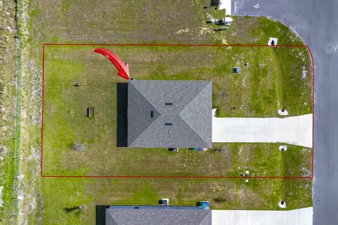 1305 NW 7th Avenue Okeechobee FL 34972