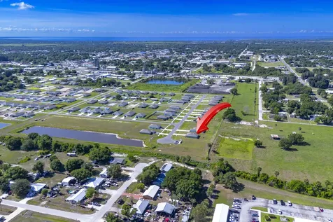 1305 NW 7th Avenue Okeechobee FL 34972