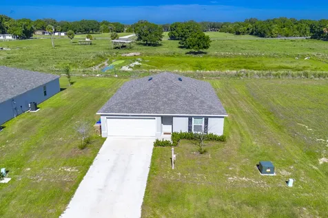 1305 NW 7th Avenue Okeechobee FL 34972
