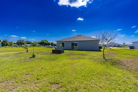 1305 NW 7th Avenue Okeechobee FL 34972
