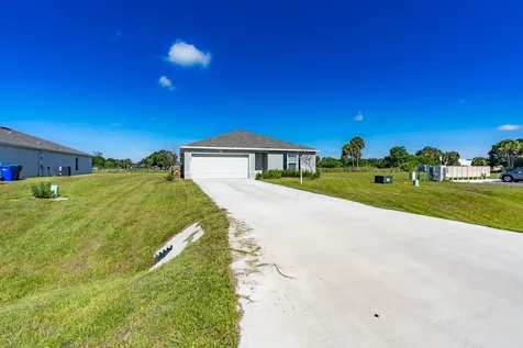 1305 NW 7th Avenue Okeechobee FL 34972