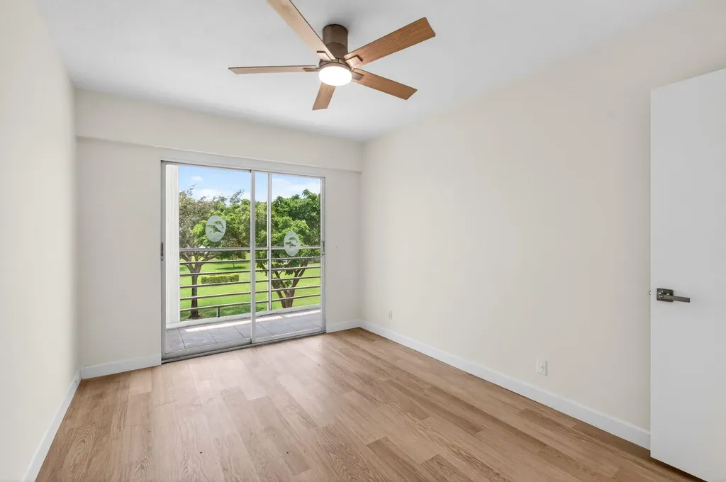 374 Brighton I Boca Raton FL 33434