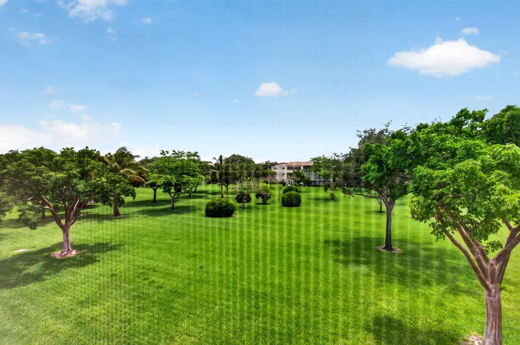 374 Brighton Boca Raton FL 33434