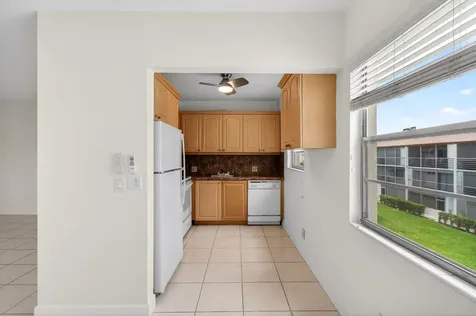 374 Brighton Boca Raton FL 33434