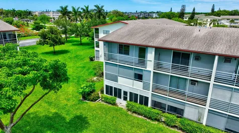 374 Brighton Boca Raton FL 33434