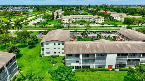 374 Brighton Boca Raton FL 33434