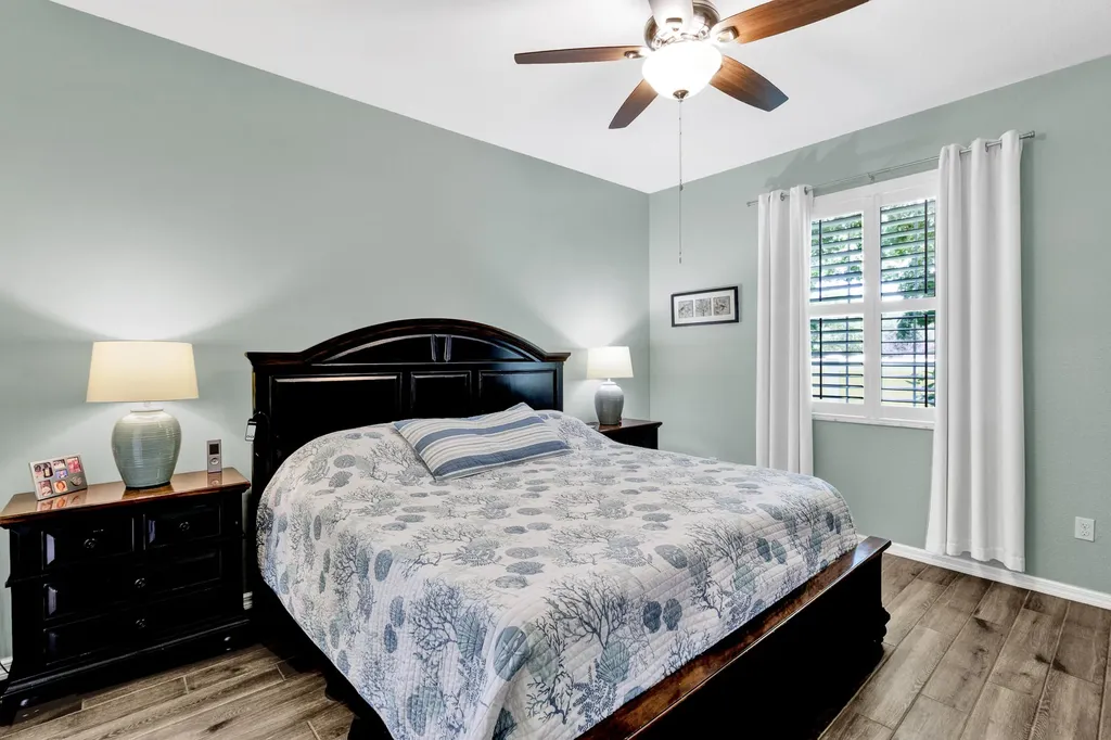6375 Oxford Vero Beach FL 32966