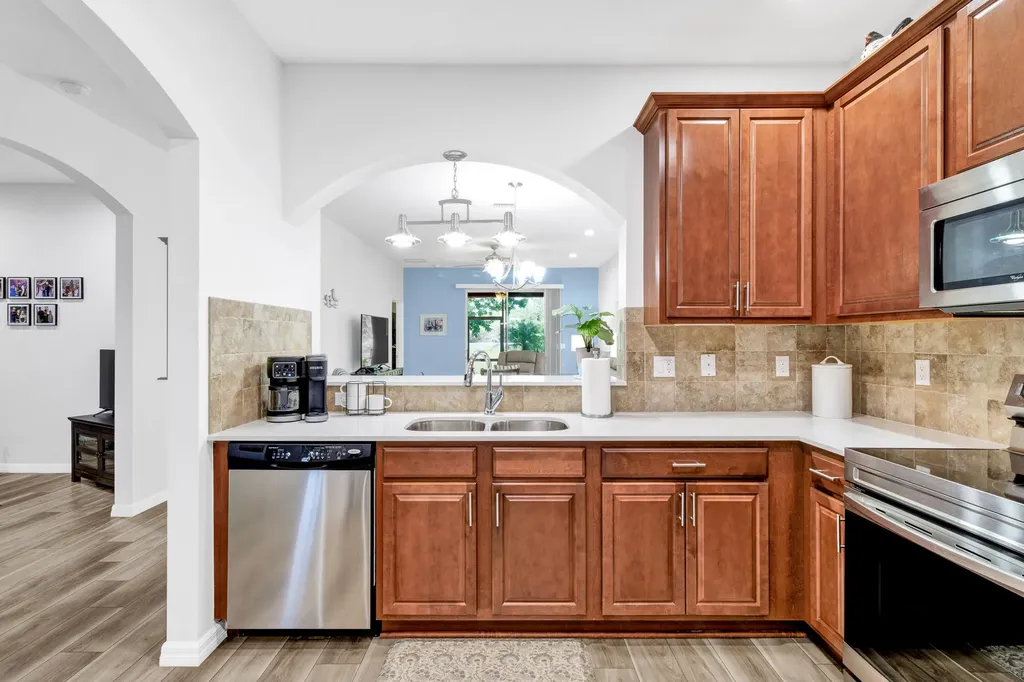 6375 Oxford Vero Beach FL 32966