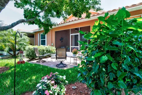 6375 Oxford Vero Beach FL 32966