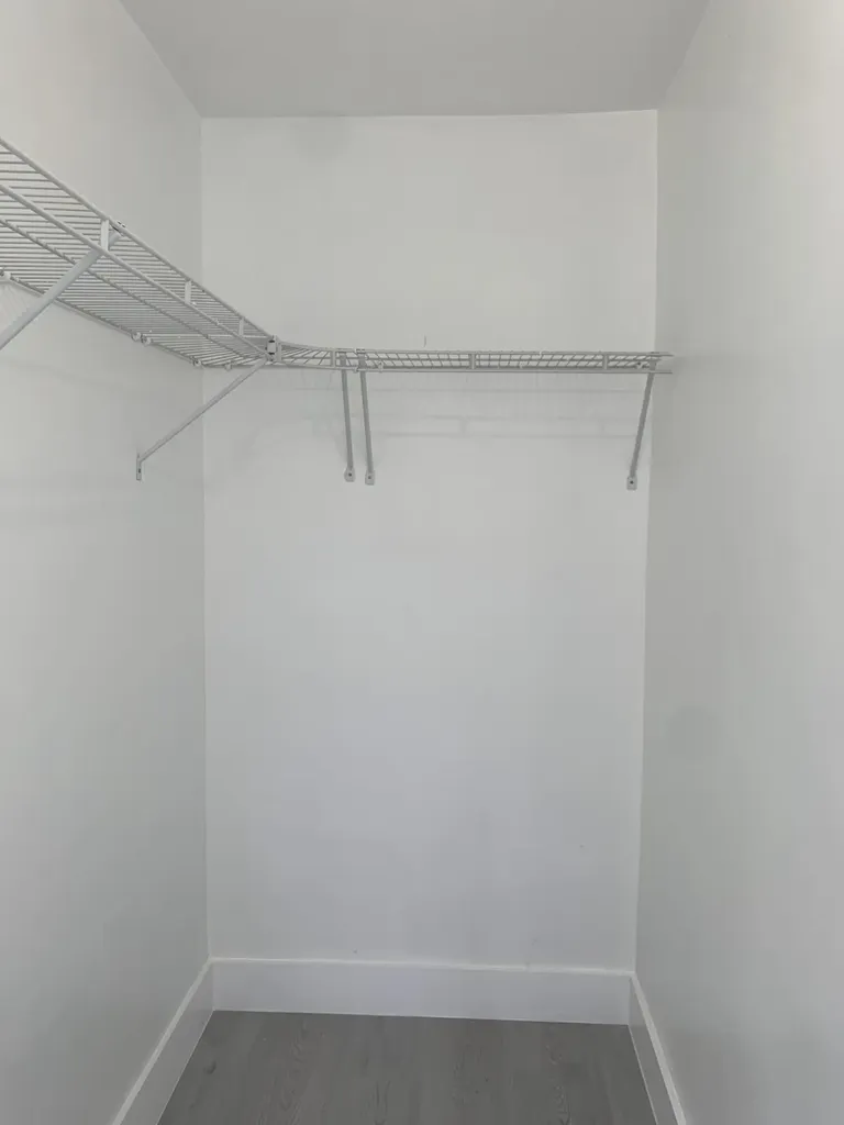 4005 NW 76th Avenue Coral Springs FL 33065