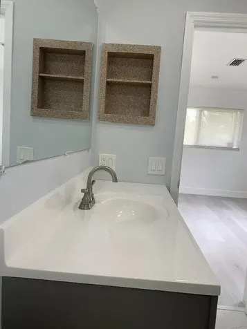 4005 NW 76th Avenue Coral Springs FL 33065