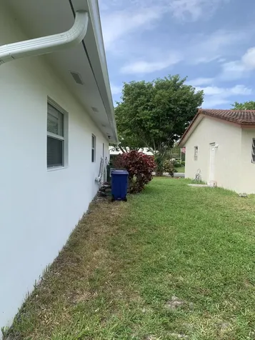4005 NW 76th Avenue Coral Springs FL 33065