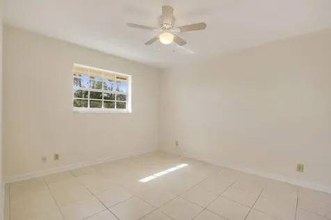 533 W Jasmine Drive Lake Park FL 33403