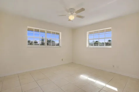 533 W Jasmine Drive Lake Park FL 33403
