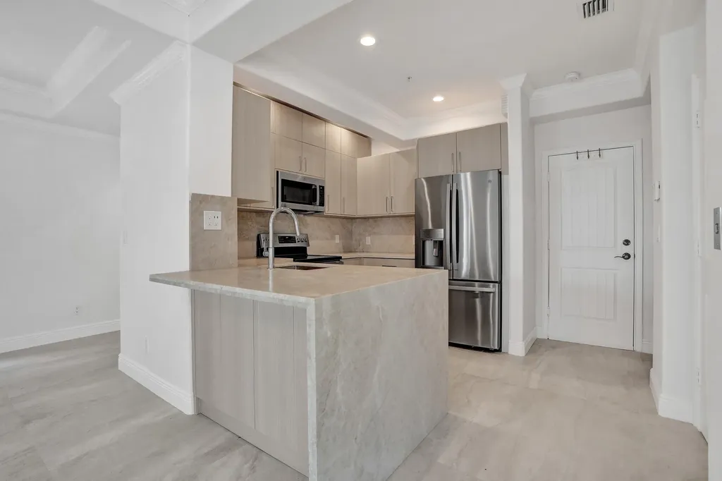 804 NE 7th Street Fort Lauderdale FL 33304