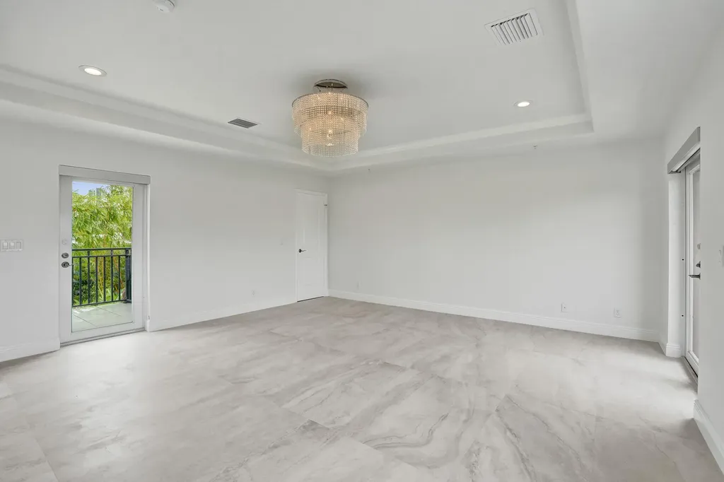 804 NE 7th Street Fort Lauderdale FL 33304