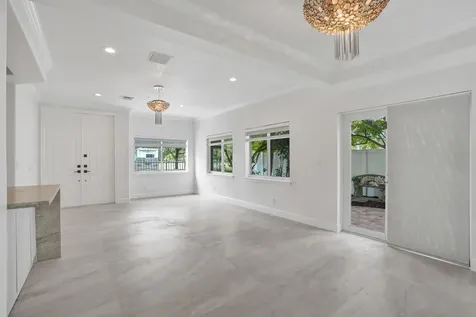 804 NE 7th Street Fort Lauderdale FL 33304